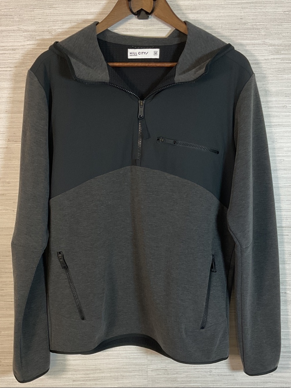 Men’s Hill City Hooded Quarter Zip Pullover Charcoal Grey Medium